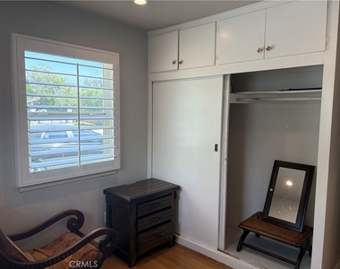 12917 Gladstone - Photo Thumbnail 14
