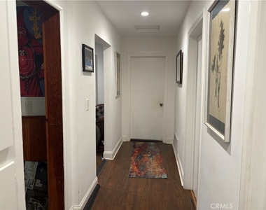12917 Gladstone - Photo Thumbnail 6