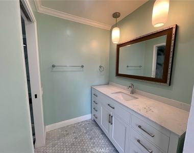 4510 Henley Court - Photo Thumbnail 12