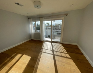 4510 Henley Court - Photo Thumbnail 16