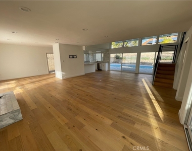 4510 Henley Court - Photo Thumbnail 4