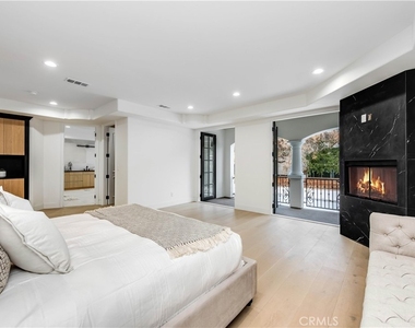 4906 Rubio Avenue - Photo Thumbnail 54