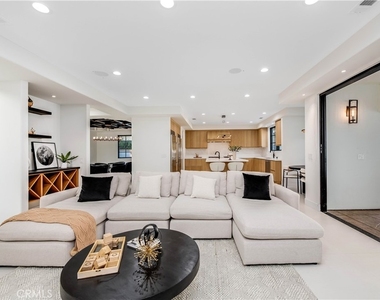 4906 Rubio Avenue - Photo Thumbnail 20