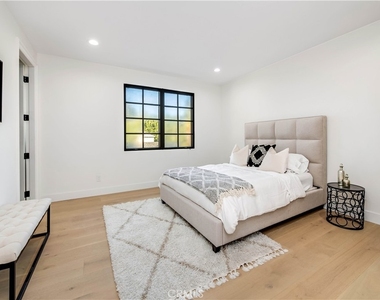 4906 Rubio Avenue - Photo Thumbnail 49