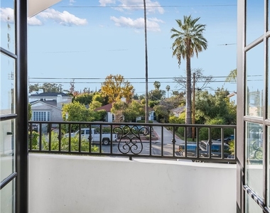 4906 Rubio Avenue - Photo Thumbnail 44