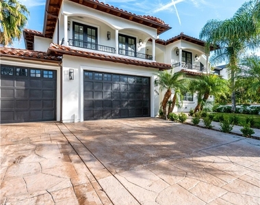 4906 Rubio Avenue - Photo Thumbnail 3