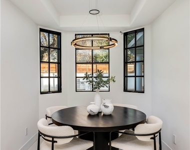 4906 Rubio Avenue - Photo Thumbnail 26