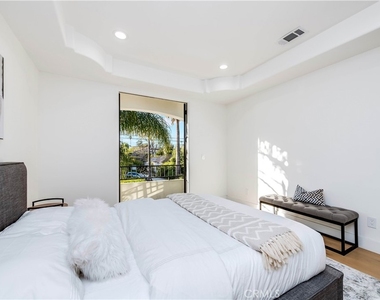 4906 Rubio Avenue - Photo Thumbnail 47