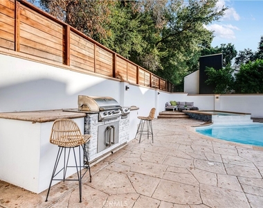 4906 Rubio Avenue - Photo Thumbnail 31