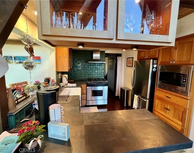 610 Ardath Drive - Photo Thumbnail 13