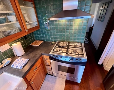 610 Ardath Drive - Photo Thumbnail 14