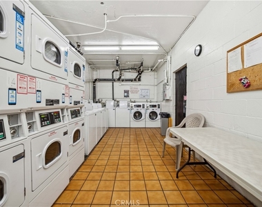 2411 Prospect Avenue - Photo Thumbnail 24