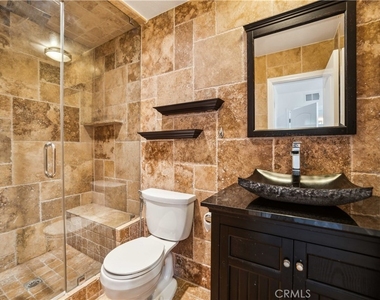 2411 Prospect Avenue - Photo Thumbnail 15