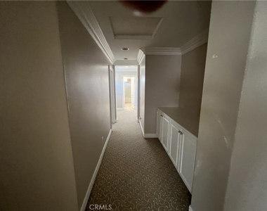 45009 Oakford Court - Photo Thumbnail 13