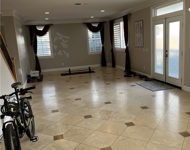 45009 Oakford Court - Photo Thumbnail 4