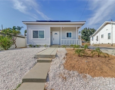 409 Olive Street - Photo Thumbnail 7