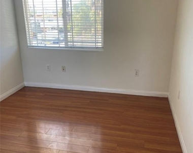 1425 W 224th - Photo Thumbnail 9