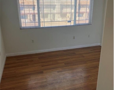1425 W 224th - Photo Thumbnail 8