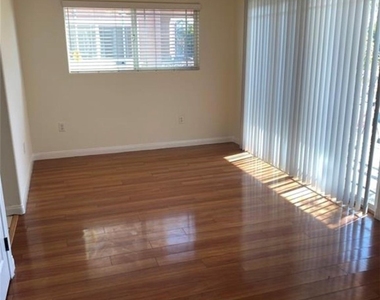 1425 W 224th - Photo Thumbnail 5