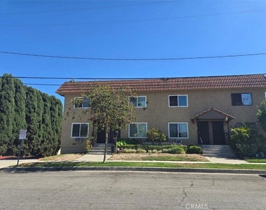 404 W Electric Avenue - Photo Thumbnail 1