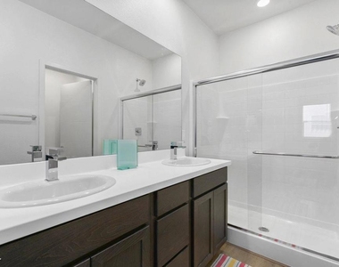 2015 Mindoro Lane - Photo Thumbnail 8