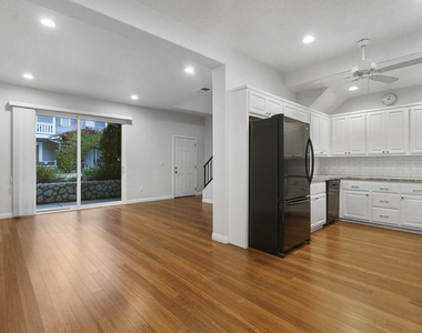 50 W Mountain Street - Photo Thumbnail 8
