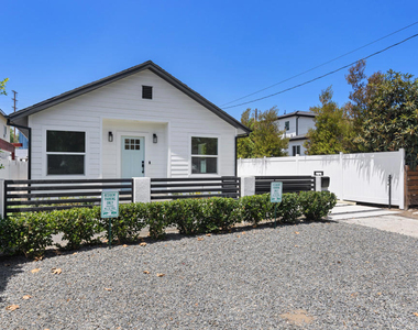 723 Chestnut Avenue - Photo Thumbnail 1