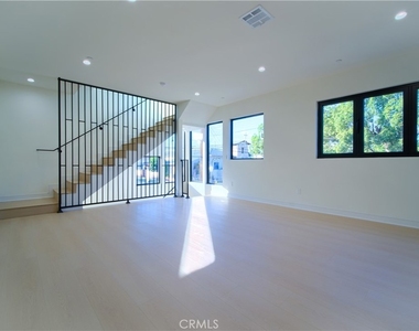 2676 Newell Street - Photo Thumbnail 15