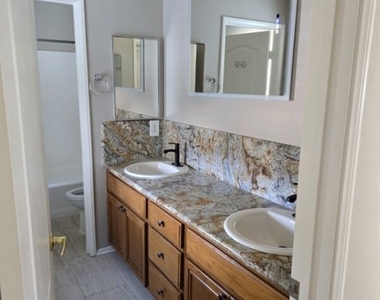 23638 William Place - Photo Thumbnail 2