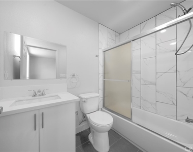 238 W 84th - Photo Thumbnail 4