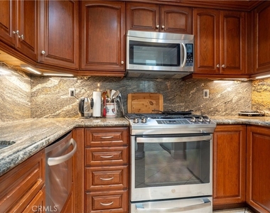 26824 Park Terrace Lane - Photo Thumbnail 4