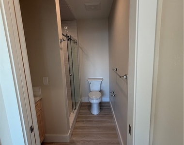 1108 A Front St. - Photo Thumbnail 19