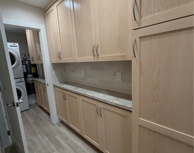 1108 A Front St. - Photo Thumbnail 13
