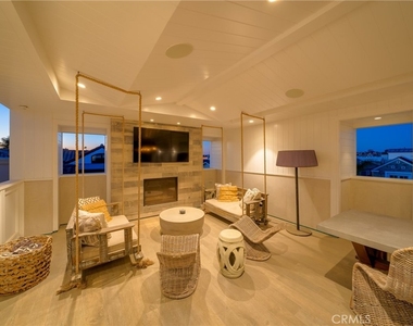 1215 E Balboa - Photo Thumbnail 54