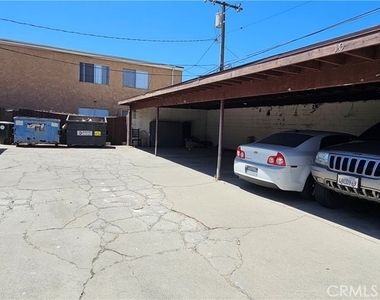 501 W 34th - Photo Thumbnail 6