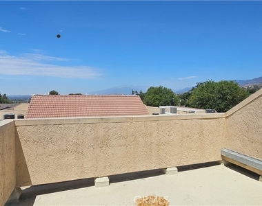 2265 Bradford - Photo Thumbnail 4