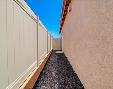 14433 Buvan Court - Photo Thumbnail 21