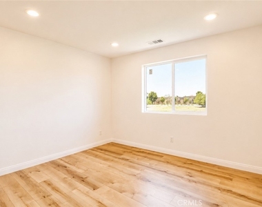 14433 Buvan Court - Photo Thumbnail 13