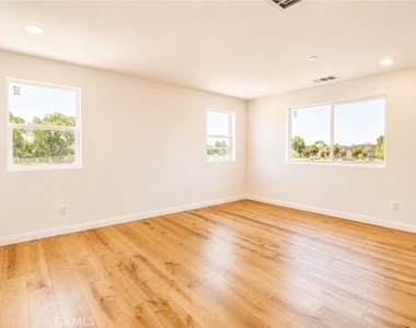 14433 Buvan Court - Photo Thumbnail 14
