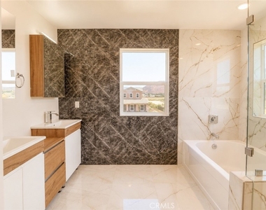 14433 Buvan Court - Photo Thumbnail 16