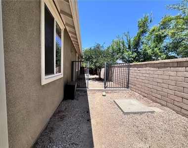 1497 Belle Street - Photo Thumbnail 18