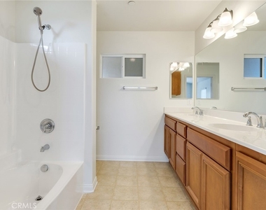 1510 Orange Avenue - Photo Thumbnail 13