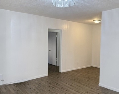 6851 Agnes Avenue - Photo Thumbnail 2