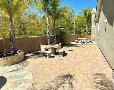 100 Chesapeake Court - Photo Thumbnail 28