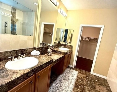 100 Chesapeake Court - Photo Thumbnail 21
