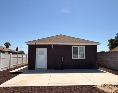 11088 Spruce Avenue - Photo Thumbnail 11