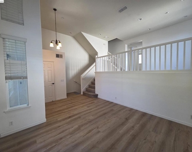 2985 First Street - Photo Thumbnail 4