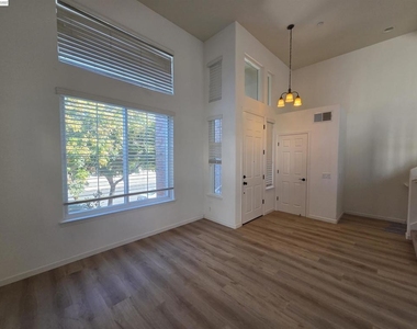 2985 First Street - Photo Thumbnail 3