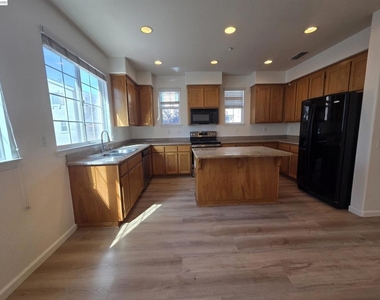 2985 First Street - Photo Thumbnail 13