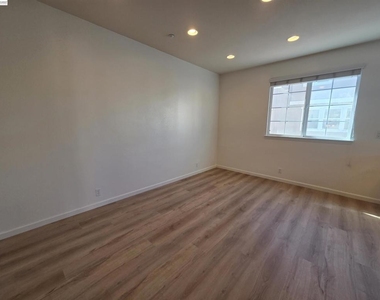 2985 First Street - Photo Thumbnail 9